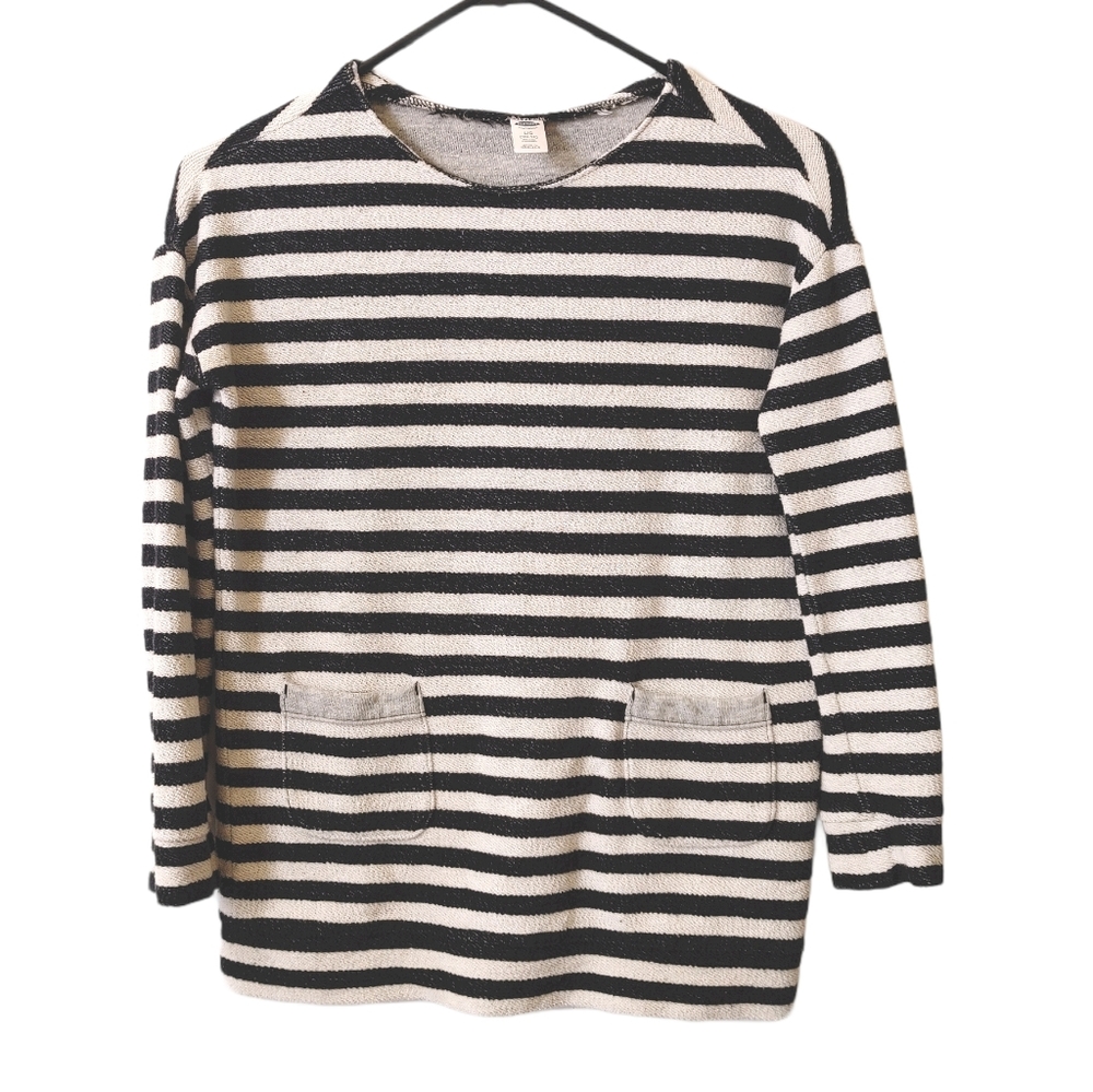 Old navy stripe sweatshirt